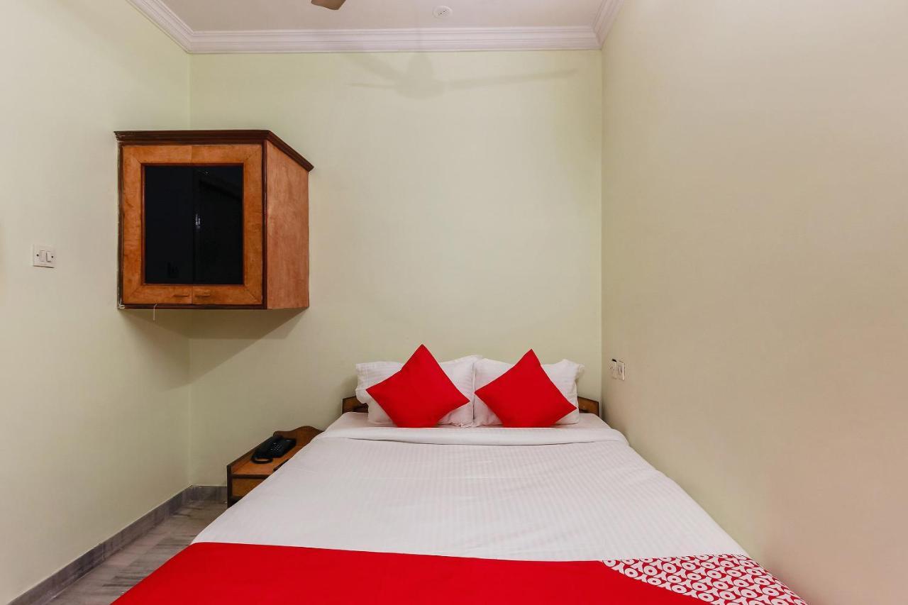 Oyo 23191 Flagship Hotel Raj Madan Ameerpet Hajdarabad Zewnętrze zdjęcie