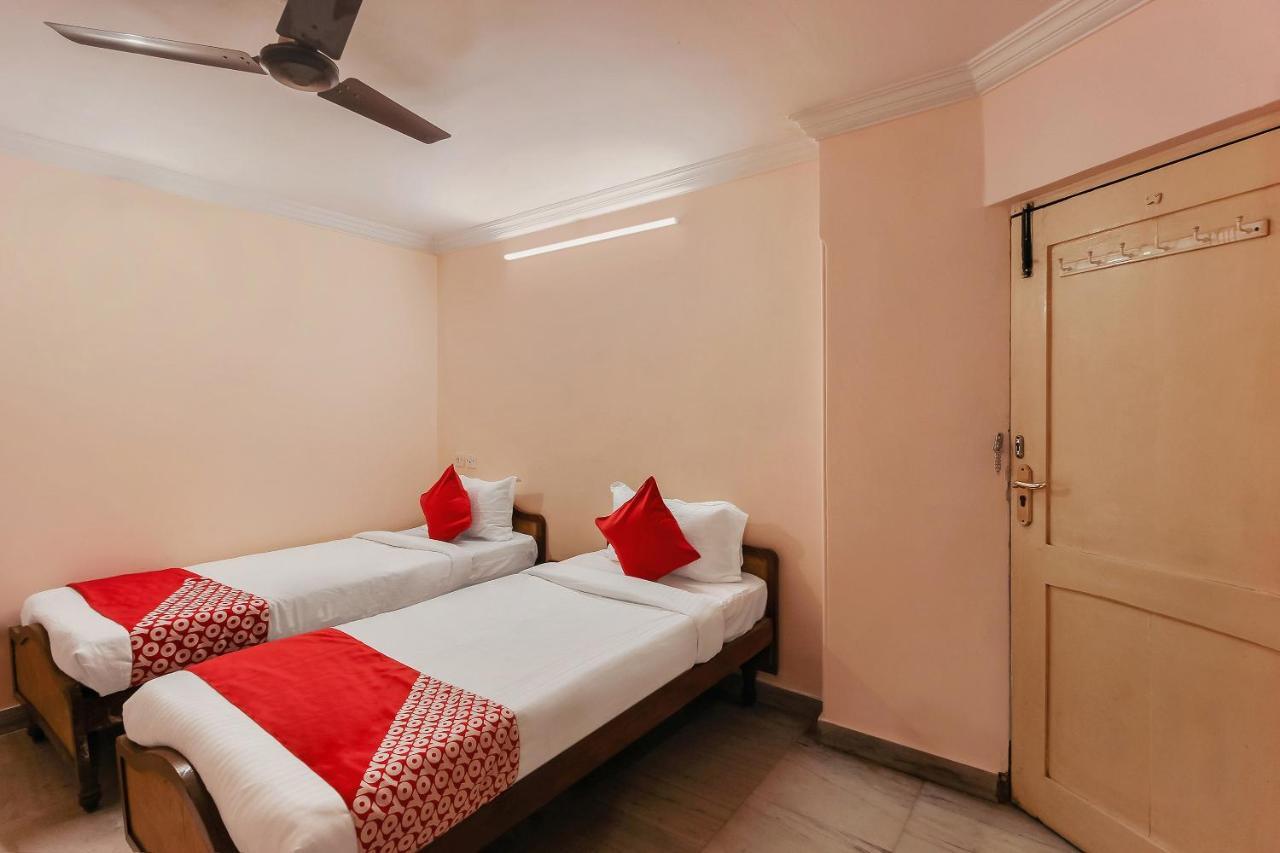 Oyo 23191 Flagship Hotel Raj Madan Ameerpet Hajdarabad Zewnętrze zdjęcie