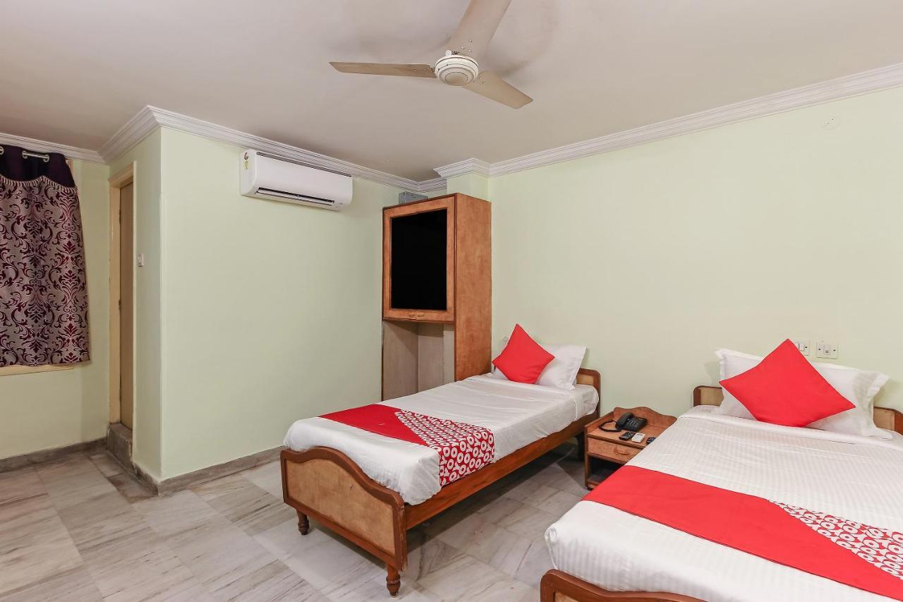 Oyo 23191 Flagship Hotel Raj Madan Ameerpet Hajdarabad Zewnętrze zdjęcie