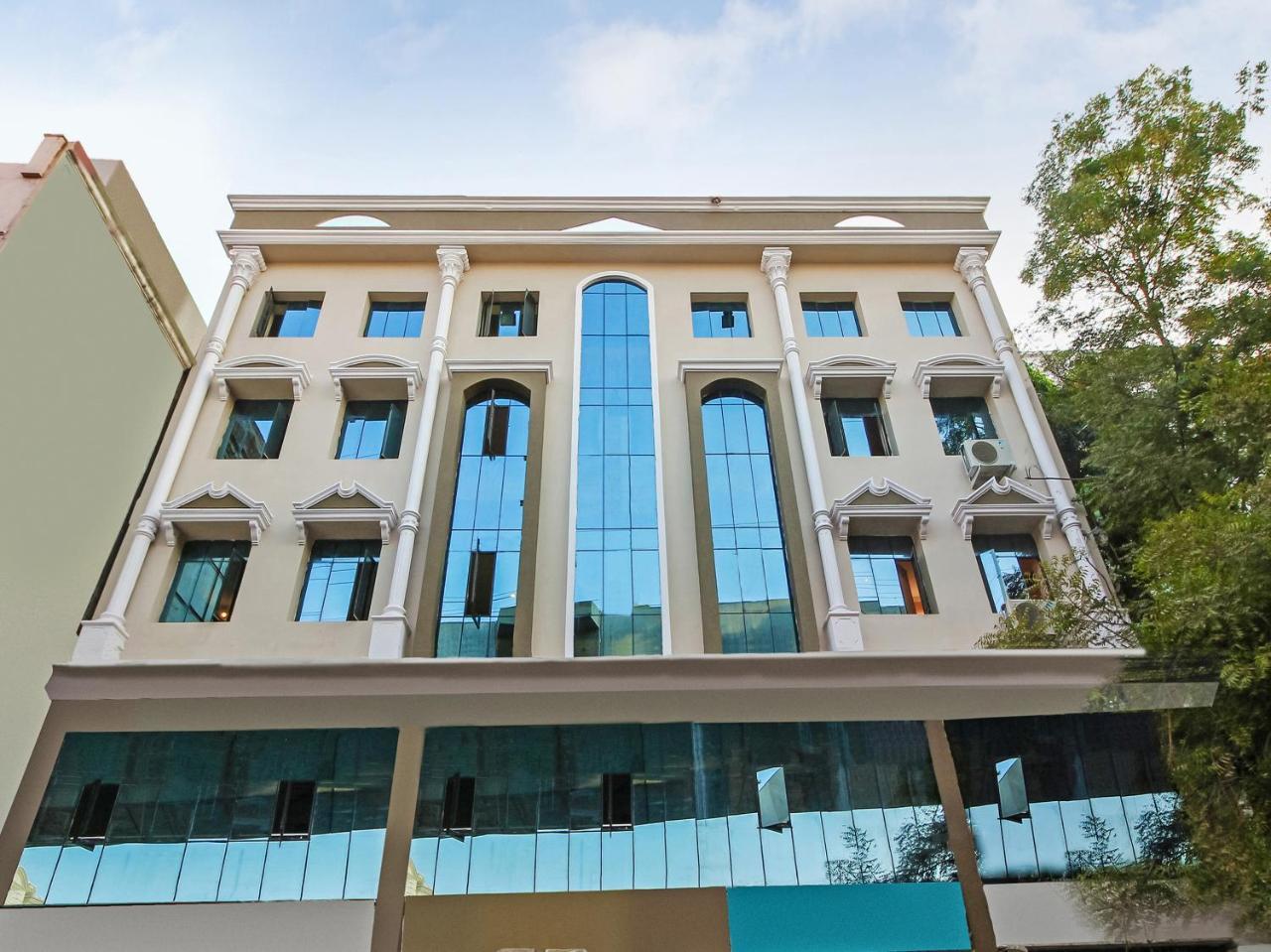 Oyo 23191 Flagship Hotel Raj Madan Ameerpet Hajdarabad Zewnętrze zdjęcie