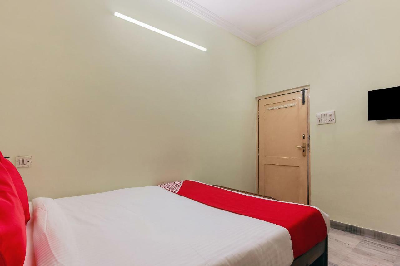 Oyo 23191 Flagship Hotel Raj Madan Ameerpet Hajdarabad Zewnętrze zdjęcie